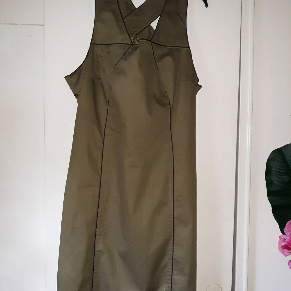 🌺OLIVE GREEN Dress
